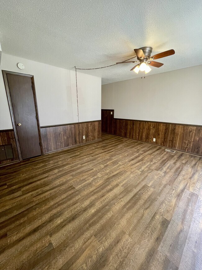 property at 2309 S Norwood Ave