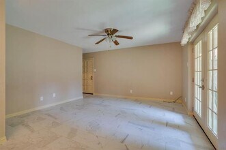 2809 Lineville Dr in Farmers Branch, TX - Building Photo - Building Photo