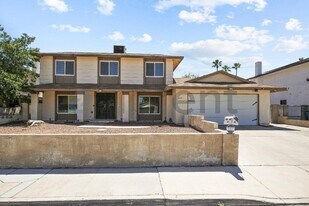 899 Monika Way in Las Vegas, NV - Building Photo