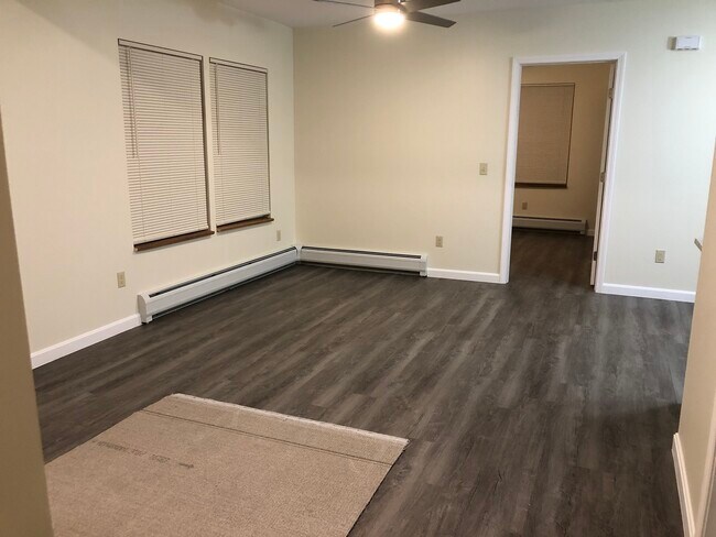 662 Tyler St, Unit 662A Tyler in Pittsfield, MA - Building Photo - Building Photo