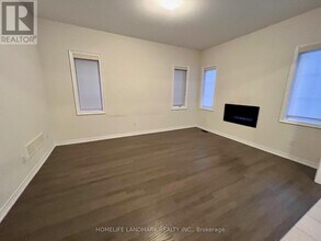 130 Alamo Heights Dr in Richmond Hill, ON - Building Photo - Building Photo