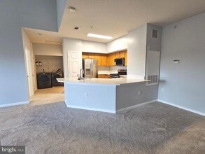 13377 Connor Dr in Centreville, VA - Building Photo - Building Photo