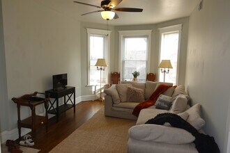 3572 W Cortland St in Chicago, IL - Building Photo - Building Photo