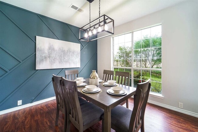 property at 2813 Ariel Cv