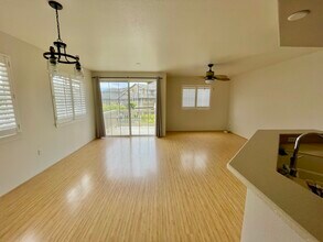 7018 Hawaii Kai Dr in Honolulu, HI - Building Photo - Building Photo