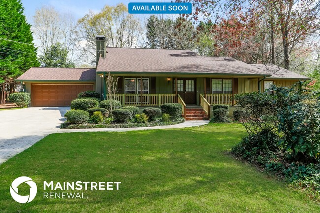 property at 2611 Pinebrook Dr
