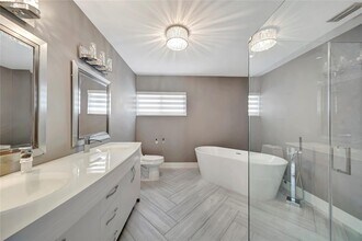 6401 Crossbow Ct in Davie, FL - Building Photo - Building Photo