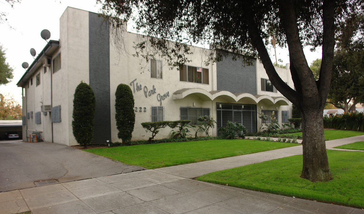 The Park Grove in Pasadena, CA - Building Photo