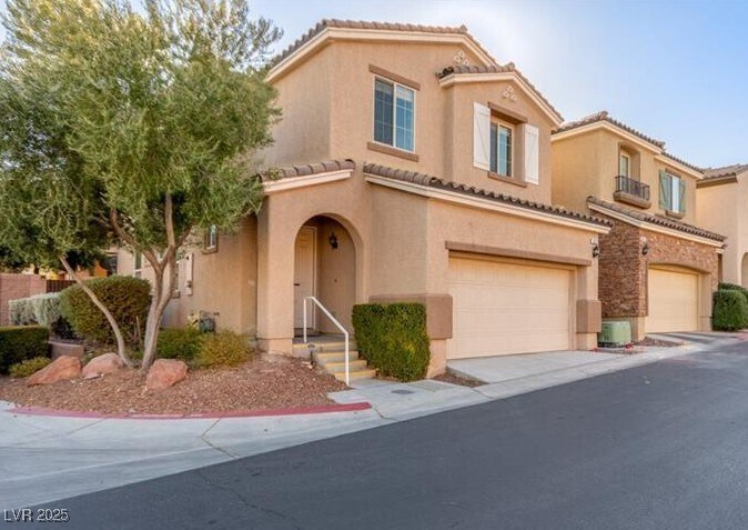10221 Mayflower Bay Ave in Las Vegas, NV - Building Photo