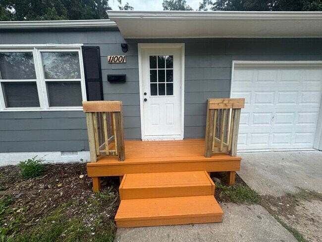 11001 Cambridge Ave in Kansas City, MO - Building Photo - Building Photo