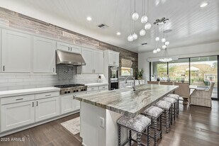 4601 S Pinaleno Dr in Chandler, AZ - Building Photo