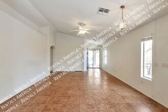 7838 S Hidden Stone Ln in Tucson, AZ - Building Photo - Building Photo