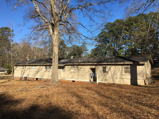 1911 Lexington St in Ruston, LA - Building Photo - Building Photo