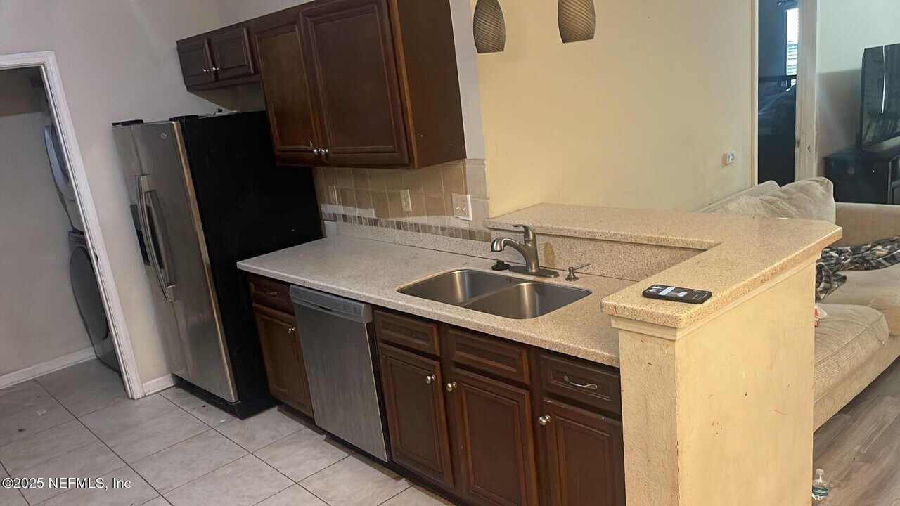 4959 Key Lime Dr in Jacksonville, FL - Building Photo