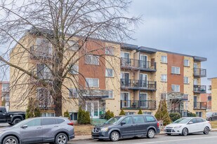 1865 Albert-Murphy Av in Laval, QC - Building Photo