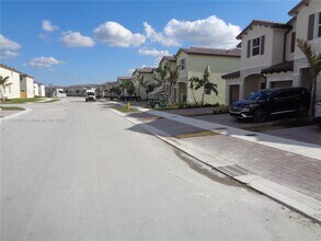 2514 SE 29th St in Homestead, FL - Building Photo - Building Photo