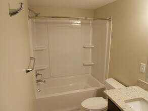 58 Center St in Dennis, MA - Building Photo - Building Photo