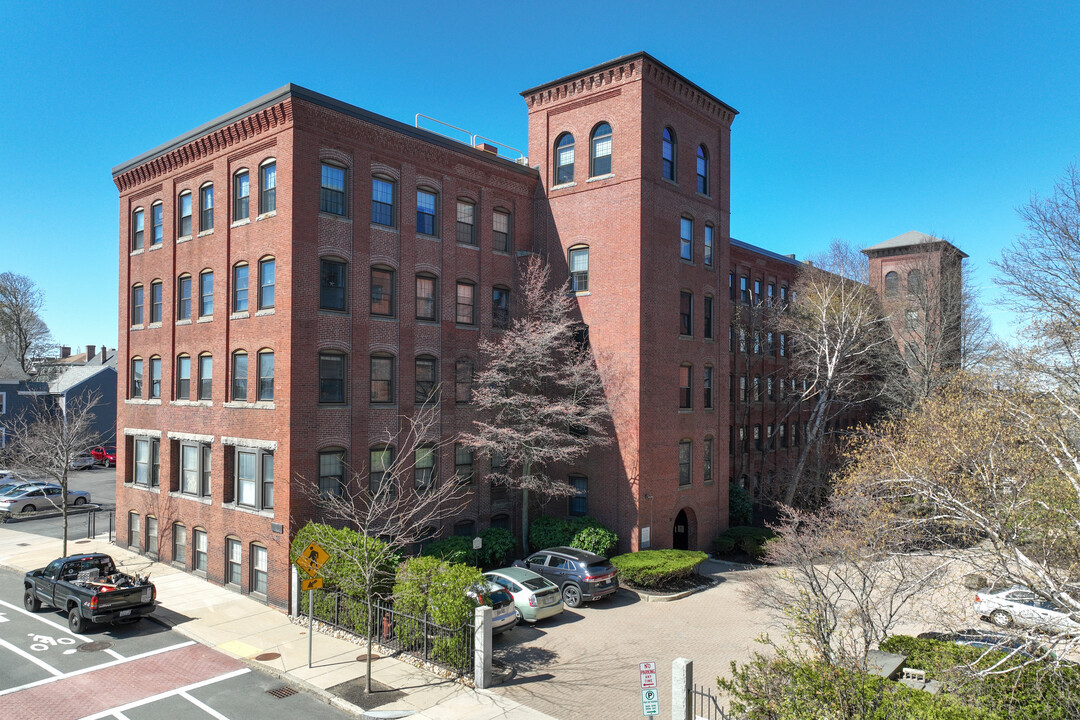 Gateway Condominiums in Beverly, MA - Building Photo