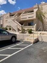 3820 Desert Marina Dr in Laughlin, NV - Building Photo