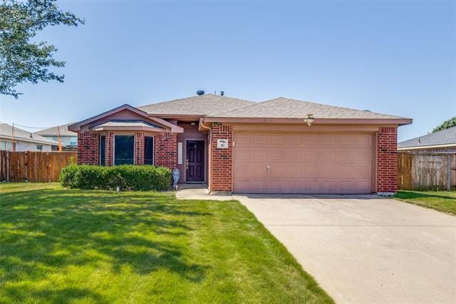 607 Lone Star Park Ln in Ponder, TX - Building Photo - Building Photo
