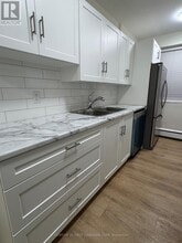 75 High St in London, ON - Building Photo - Building Photo