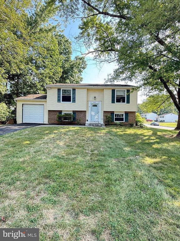 property at 4620 Norris Ct