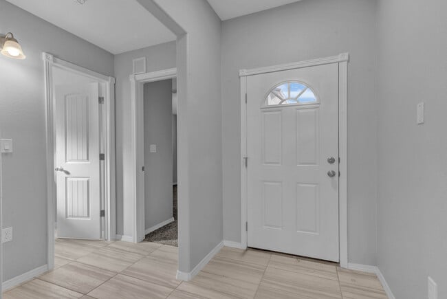 15180 Method Ave in El Paso, TX - Building Photo - Building Photo