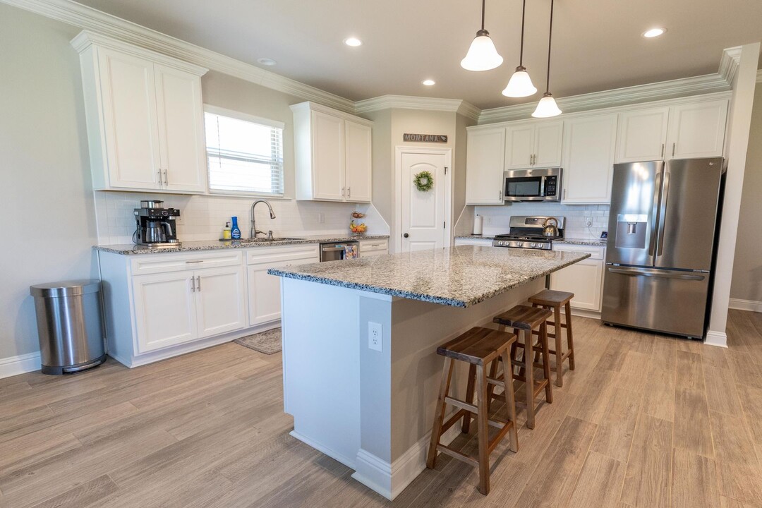 424 Mangrove Ln in Bossier City, LA - Building Photo