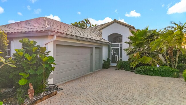 11853 Fountainside Cir in Boynton Beach, FL - Building Photo - Building Photo