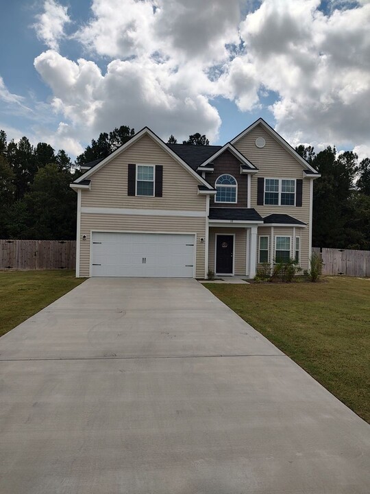 18 Sunflower Cir NE in Ludowici, GA - Building Photo