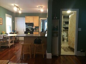 68 Allston St, Unit #1 in Cambridge, MA - Building Photo - Building Photo