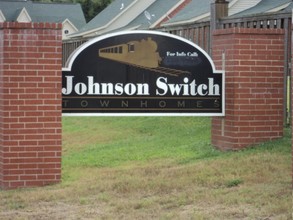 Johnson Switch Townhomes in Springdale, AR - Building Photo - Building Photo