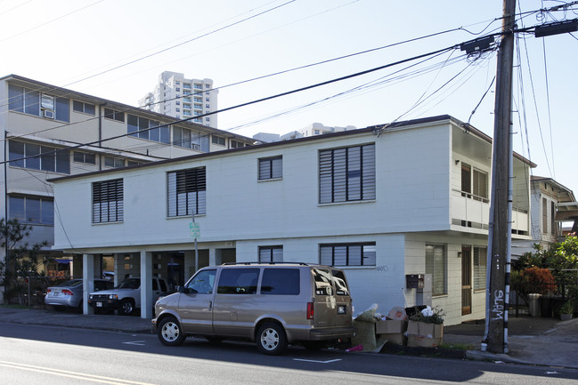 1415 Kinau St in Honolulu, HI - Building Photo - Building Photo