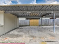 2136 Greenbriar Colony Dr in Houston, TX - Building Photo - Building Photo