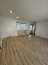 14949 Highland Ave in Orland Park, IL - Foto de edificio - Building Photo