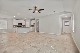 21426 Bluebonnet Cove Ct in Katy, TX - Foto de edificio - Building Photo