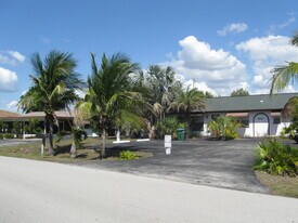 4641 SE 5th Plz, Unit 1 in Cape Coral, FL - Building Photo
