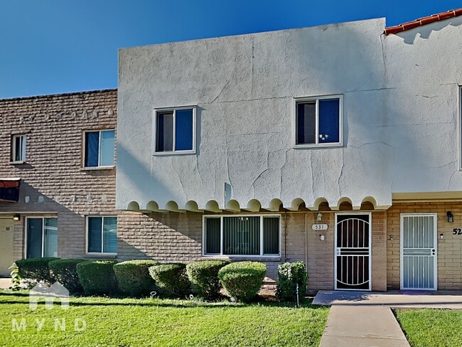 property at 531 N Lesueur