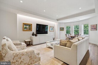 130 18TH St in Philadelphia, PA - Building Photo - Building Photo