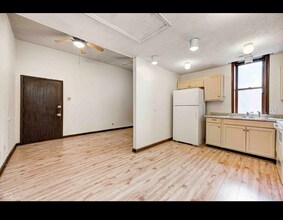 1404 Broadway St in Indianapolis, IN - Building Photo - Building Photo