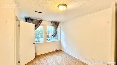 22 Masseygrove Cres in Toronto, ON - Building Photo - Building Photo