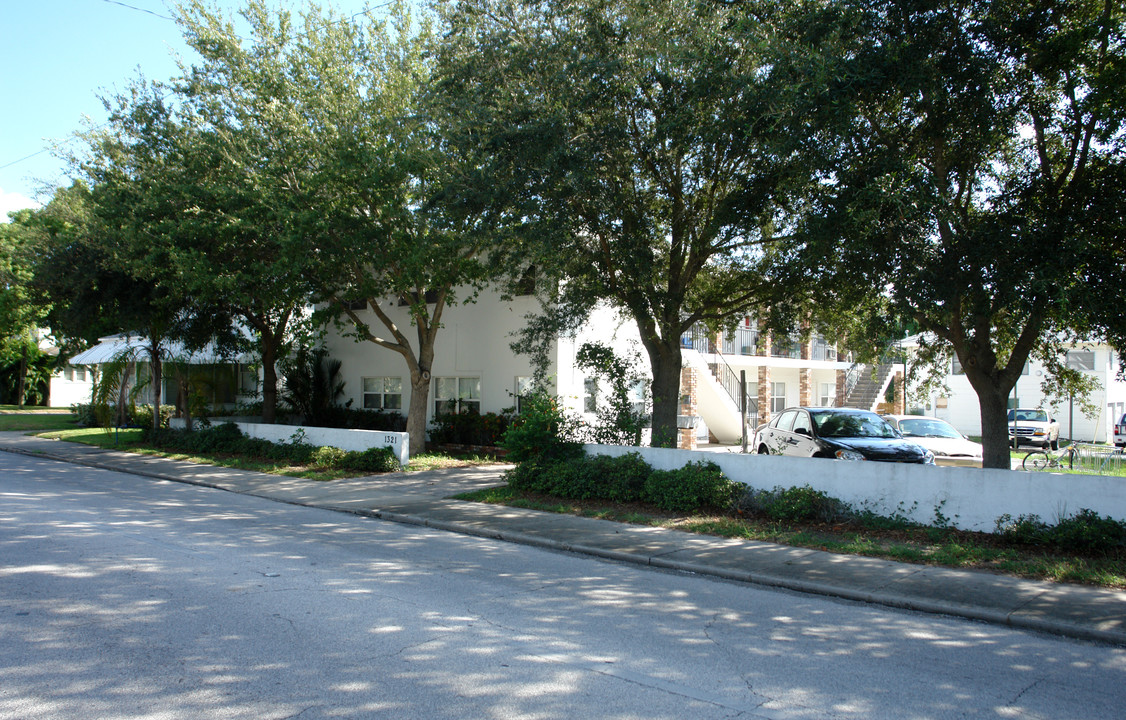 1321 Dr. Martin Luther King Jr St N in St. Petersburg, FL - Building Photo