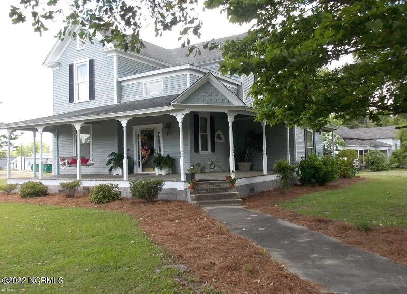 103 N Howard St in Chadbourn, NC - Building Photo