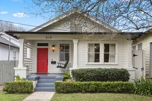 818 Short St in New Orleans, LA - Building Photo