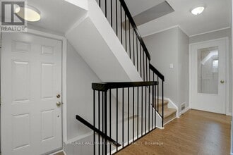 18 Vanessa Terrace in Ottawa, ON - Building Photo - Building Photo