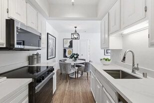 1510 Cherry St in San Carlos, CA - Building Photo
