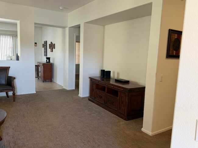 78374 Hampshire Ave in Palm Desert, CA - Building Photo - Building Photo