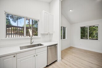 406 Wellesley Ct in Mill Valley, CA - Building Photo - Building Photo
