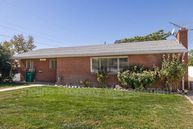 property at 11920 S Redwood Rd