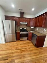 142 Webster Ave in Jersey City, NJ - Building Photo - Building Photo